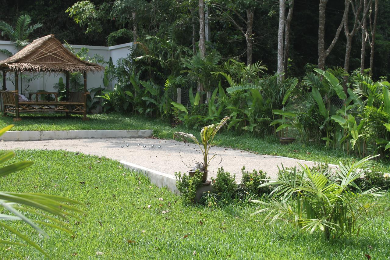 Medithairean Guesthouse Ao Nang Exterior foto
